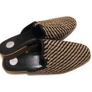 Journee Signature Women's size 9 black gold leather Perri Flats Shoe